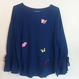 🦋NYC Collection Bell Sleeve Top